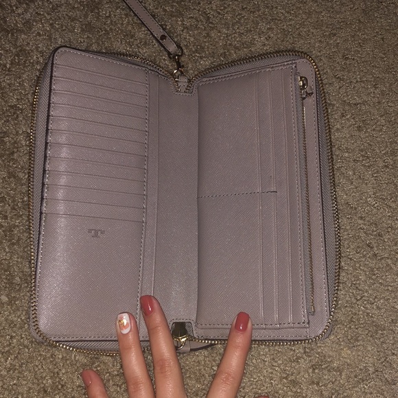 Tory Burch Leather Wallet - Picture 5 of 7